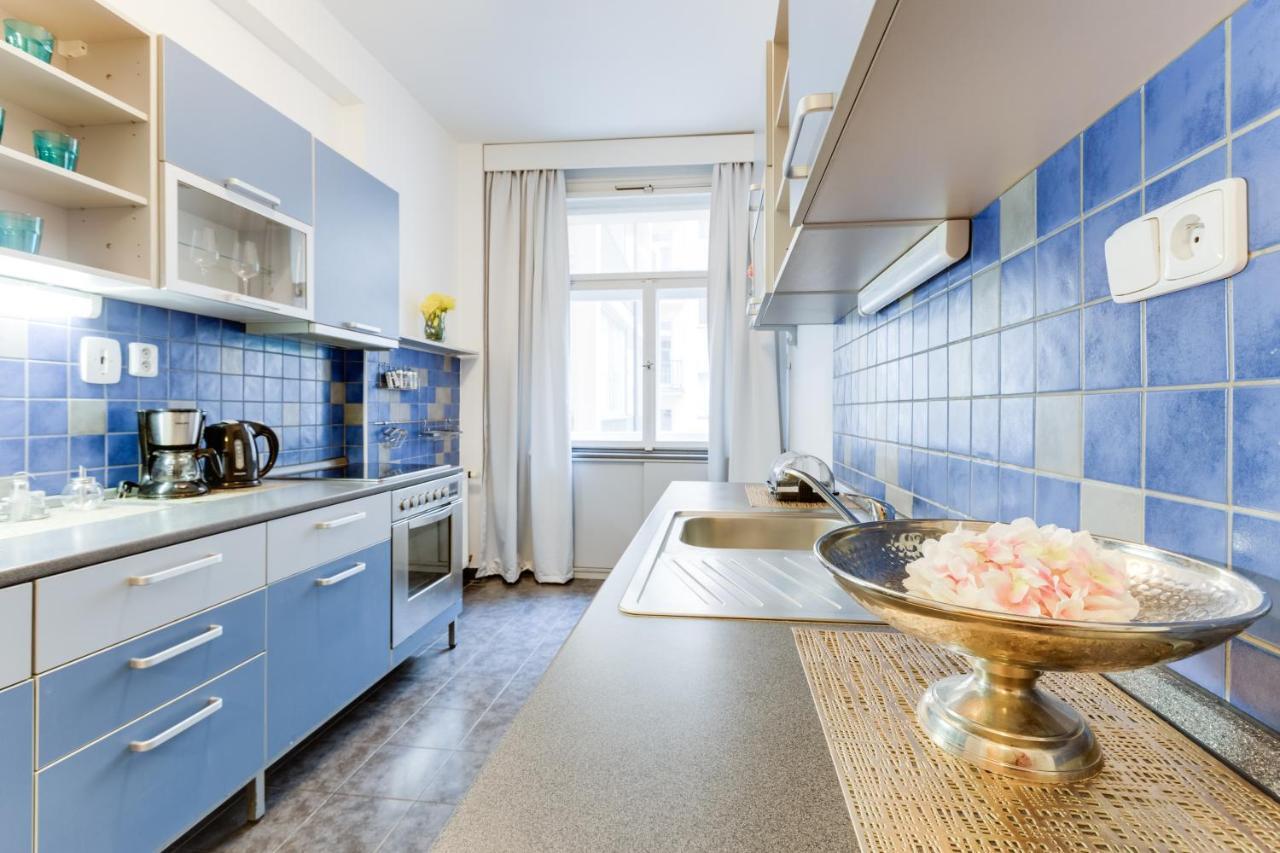 Exclusive Riverside In The Heart Of Apartament