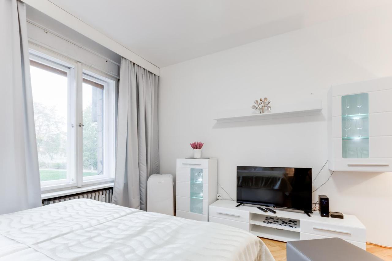 Exclusive Riverside In The Heart Of *