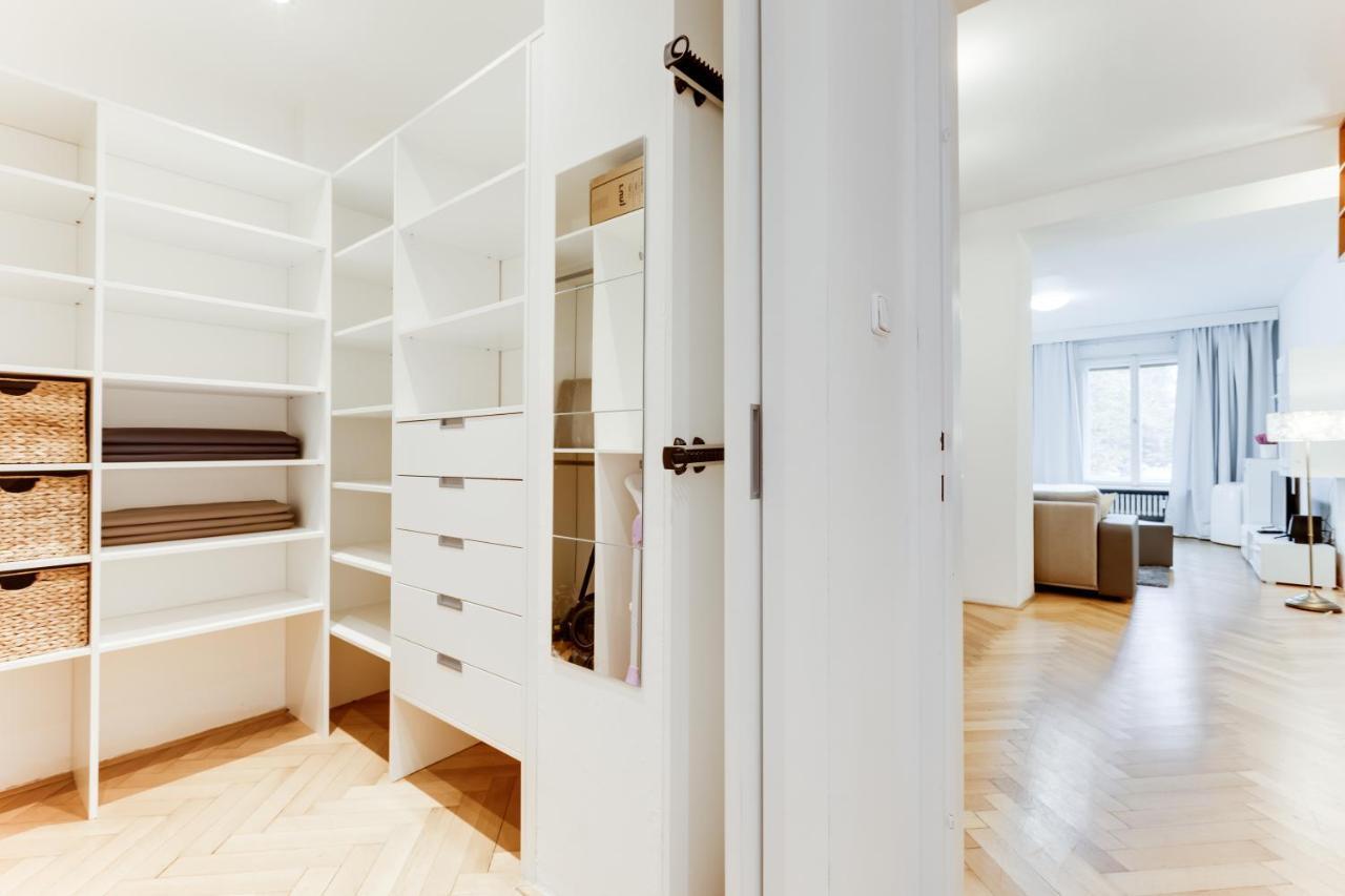 Exclusive Riverside In The Heart Of Apartmán *